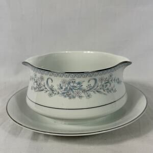 Mikasa Fine China Dresden Rose Gravy Boat L9009 Serving Dishes Floral